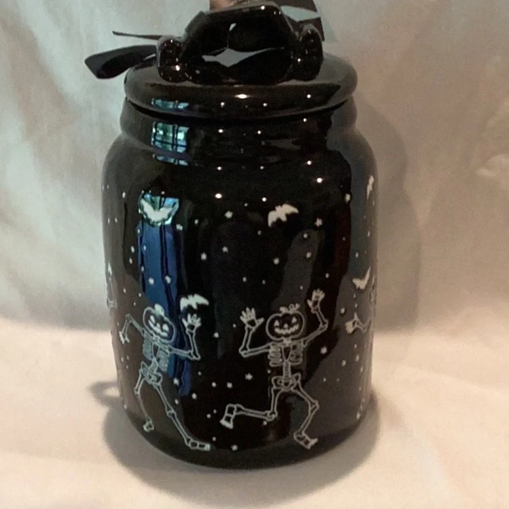 Rae Dunn EEK! Halloween canister